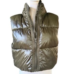 ZARA ladies olive green, zip up puffer jacket  LARGE attached hoodie at collar